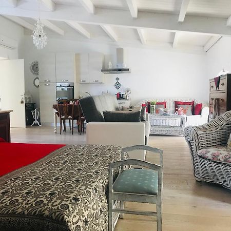 B&B Dell'Orologio Акуавива деле Фонти Екстериор снимка
